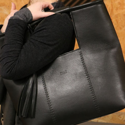 Zeta Leather Hand and Shoulder Bag - Ozzell London